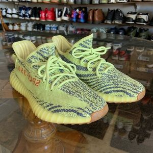 Men’s 8.5 (42) adidas Yeezy Boost 350 V2 ‘Semi Frozen Yellow’